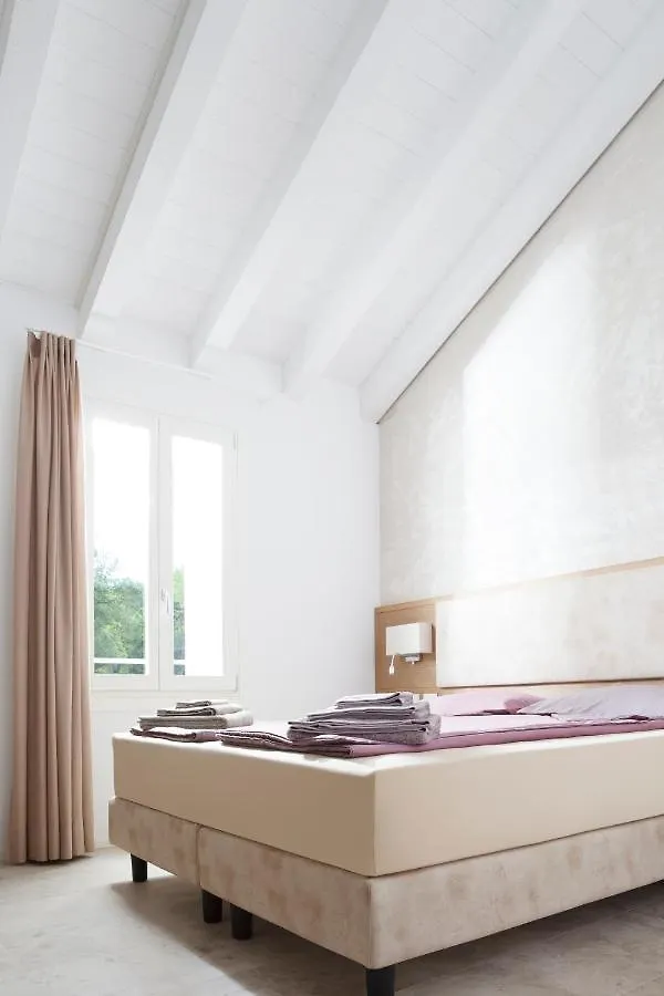 Couette-café Bed and Breakfast Al Reparo à Pederobba Italie